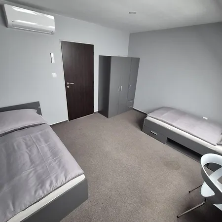 ホステル Stanica プリエヴィドザ